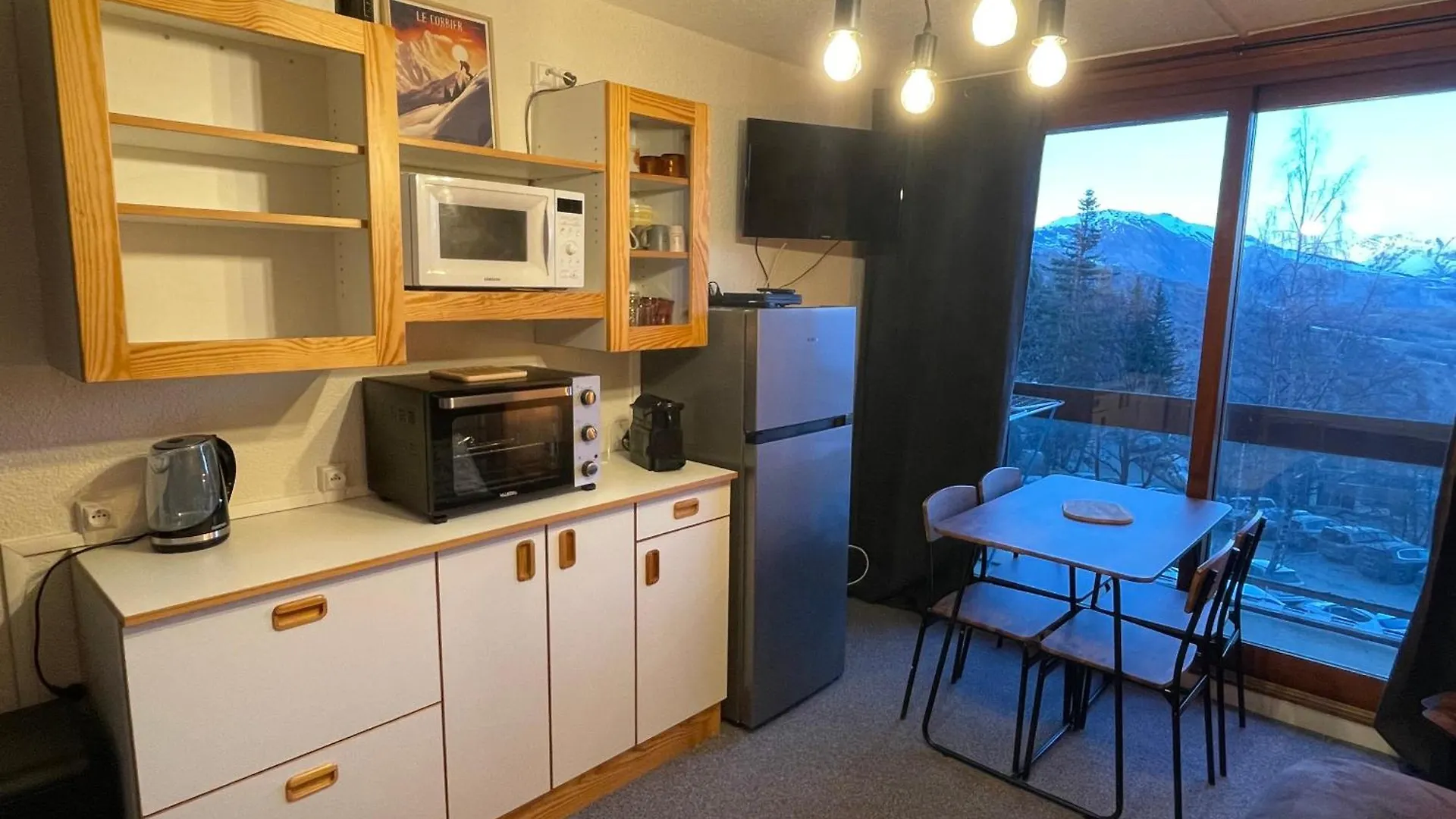 Villarembert Studio Tout Confort Pied Des Pistes Avec Balcon Et Wifi דירה